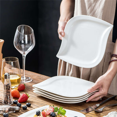Porcelain vs. Glass Dinnerware: How to Choose