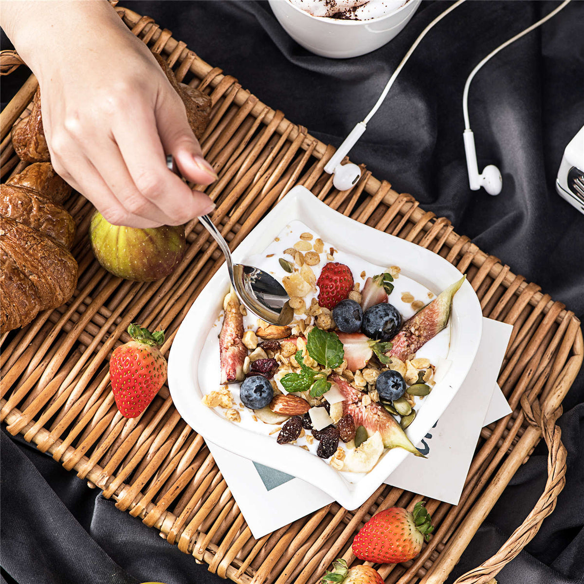 Essential Tips for Proper Dinner Plate Care and Maintenance