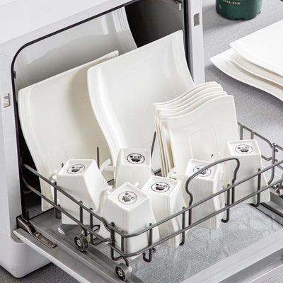 4 étapes faciles pour entretenir votre vaisselle en porcelaine