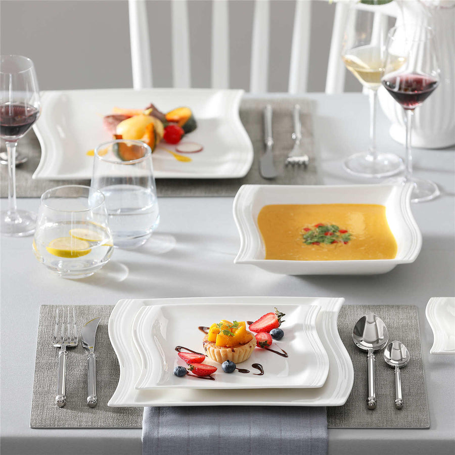 Flora 30 Piece Porcelain Dinnerware Set