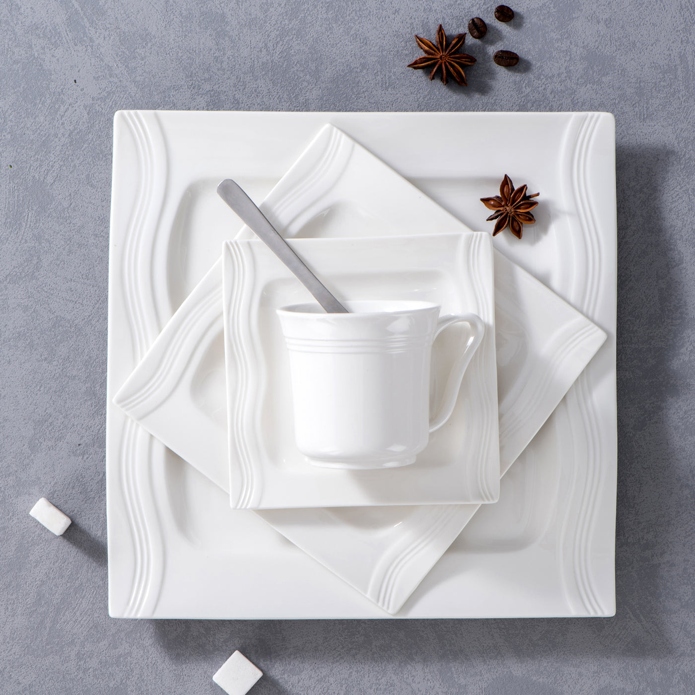 MALACASA Mario 30 Piece Porcelain Dinnerware Set with Silky Scallop Wavy Edges, Embodying Rustic Charm Ideal for Informal Meals and Enhancing the Warmth and Texture of Country-Style Dining.