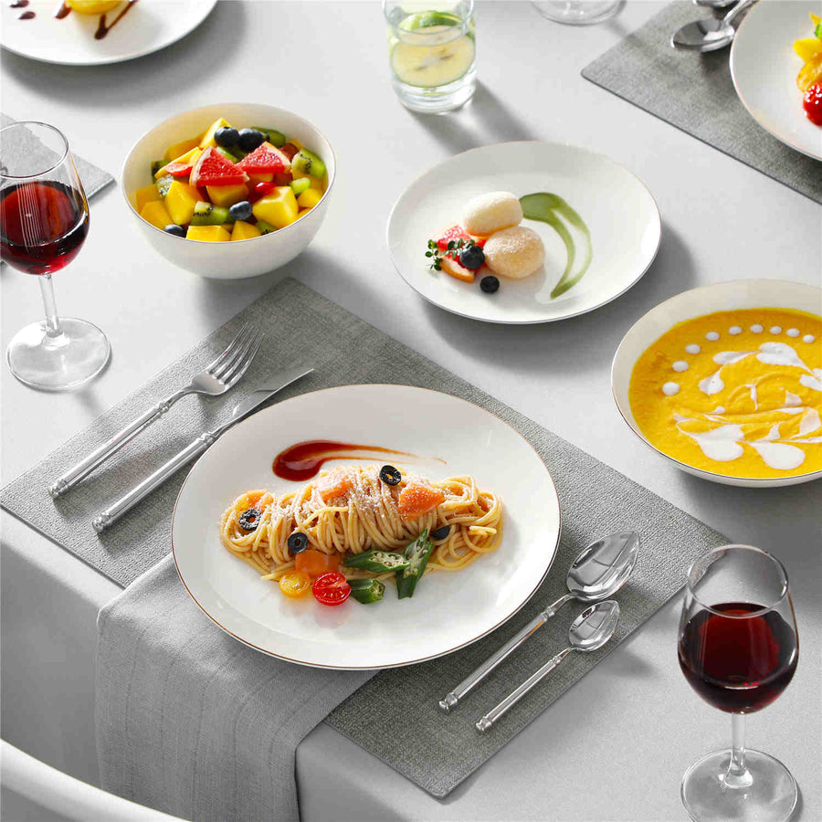 16-Piece Fine Bone China Dinnerware Set With Gold Trim, Combining Formal Elegance With Functional Design For Special Occasions.
