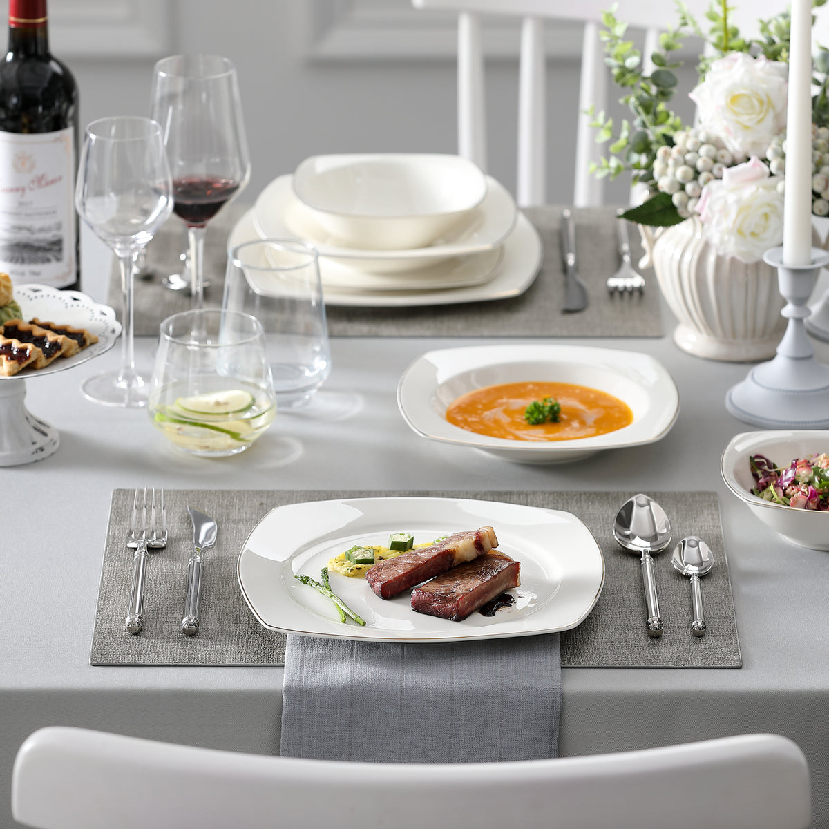 MALACASA Rafa 16-Piece Bone China Dinnerware Set in Gold Trim, Featuring an Elegant Square Design Crafted From High-Quality Bone China. Each Piece Combines Durability With Refined Aesthetics.