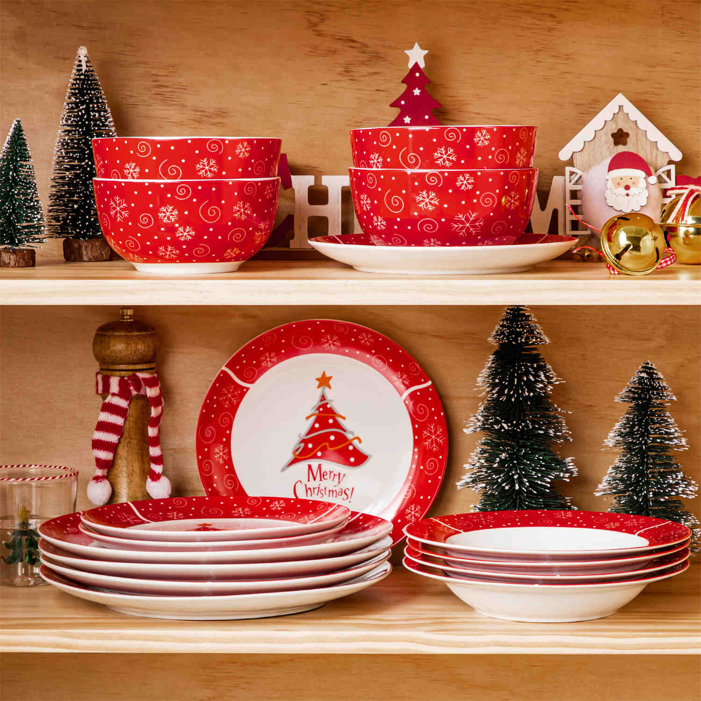 MALACASA Christmastree 16-Piece Porcelain Dinnerware Set, Adorned with beautiful Christmas tree patterns, adding a festive touch to your holiday table.