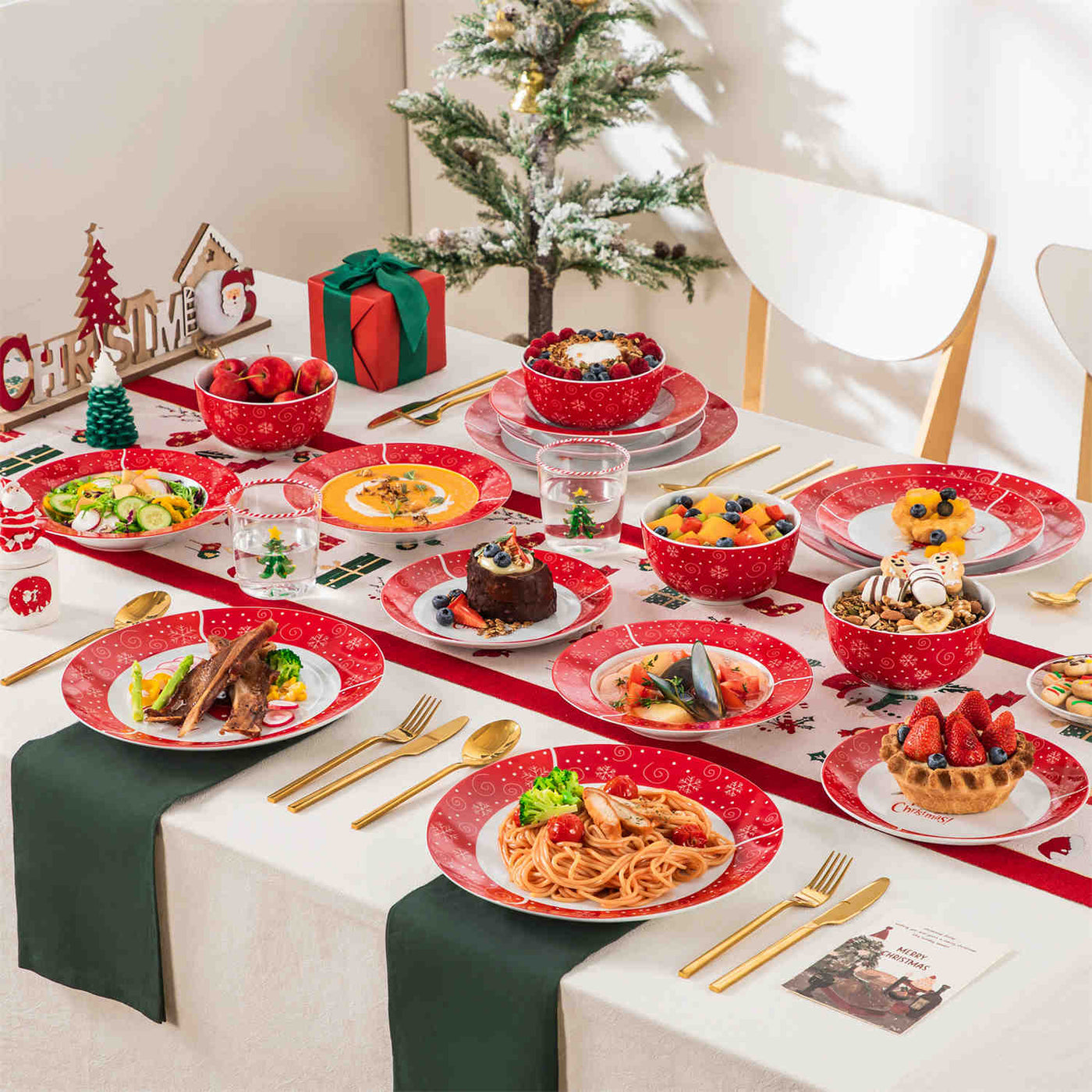 MALACASA Christmastree 16-Piece Porcelain Dinnerware Set, Adorned with beautiful Christmas tree patterns, adding a festive touch to your holiday table.