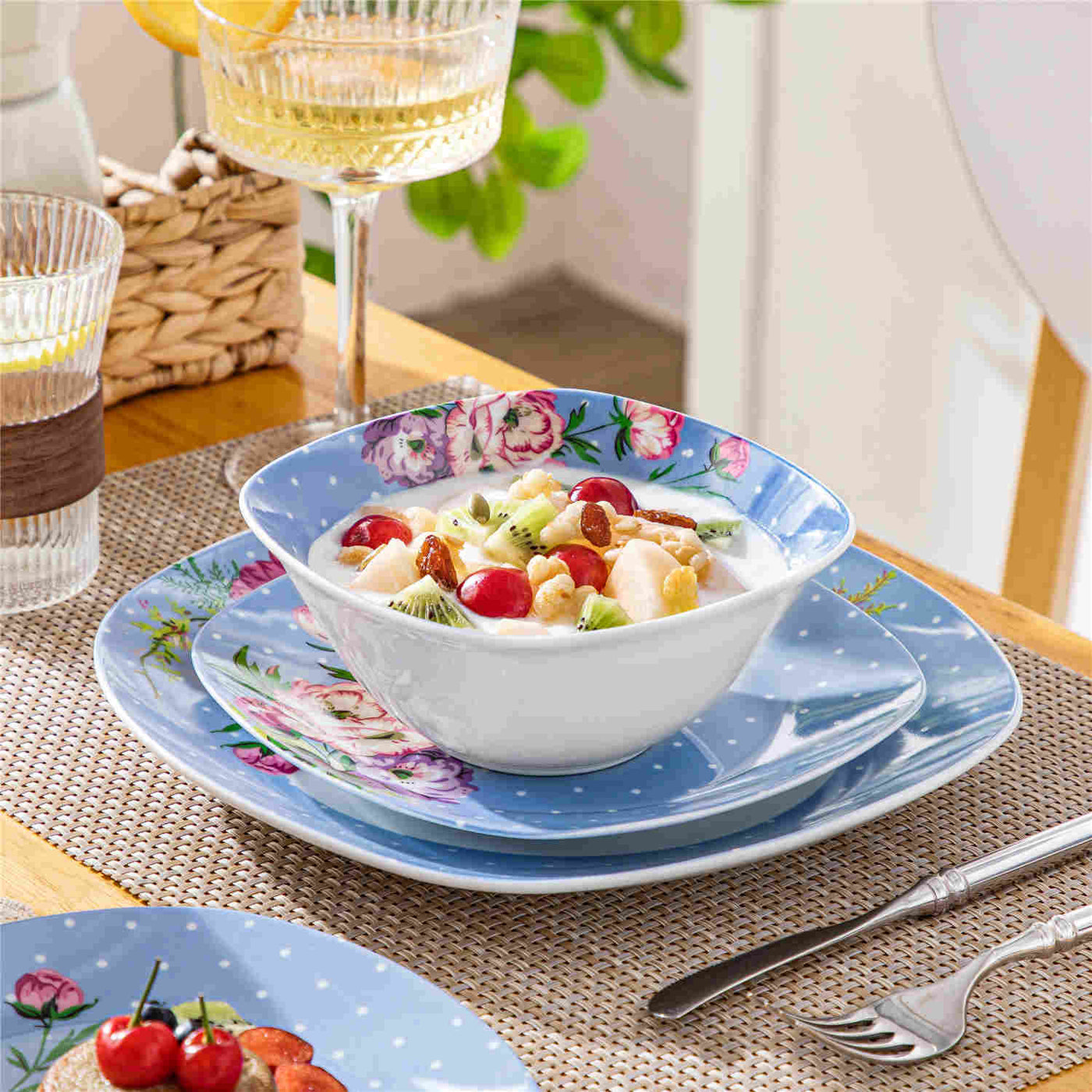 MALACASA Hannah-12 Piece Porcelain Dinnerware Set, Featuring Rounded Square Design with Blue and White Floral Pattern and Dots.