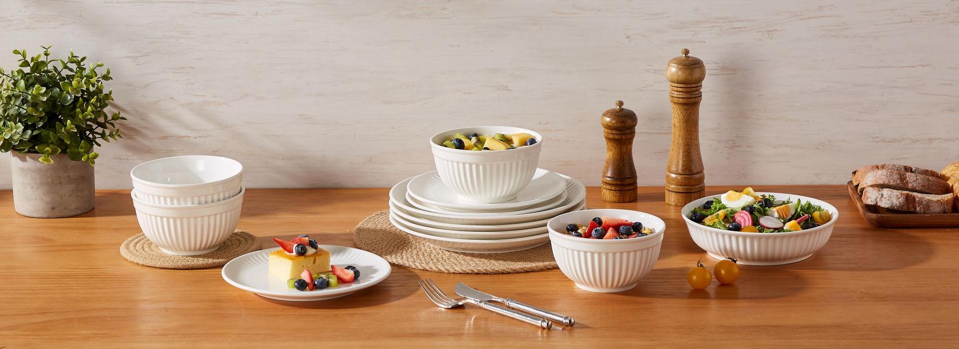 MALACASA Leila 16-piece porcelain dinnerware set with ribbed design, including plates and bowls