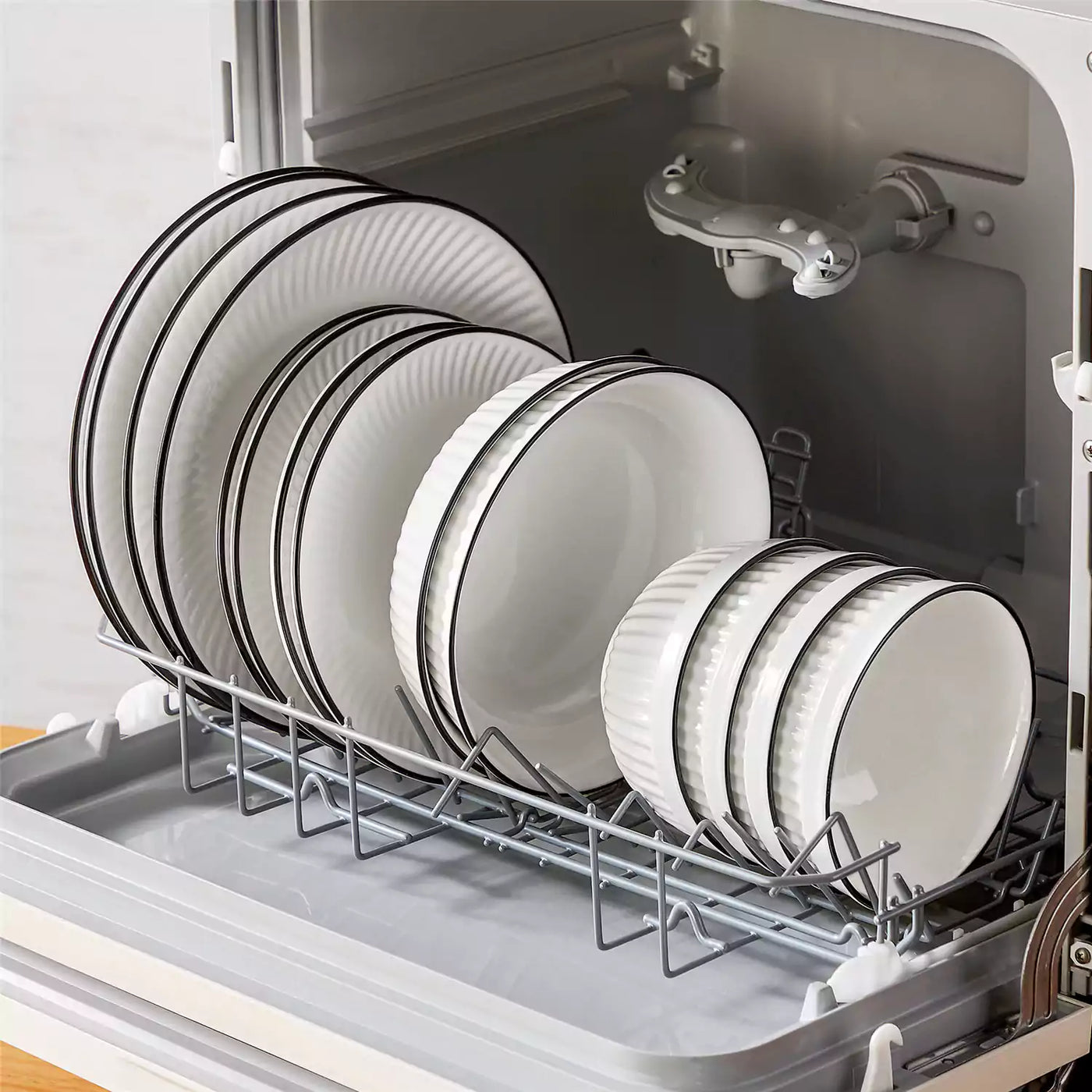 Leila 16 Piece Dinnerware Set - Black Trim#color_black-trim