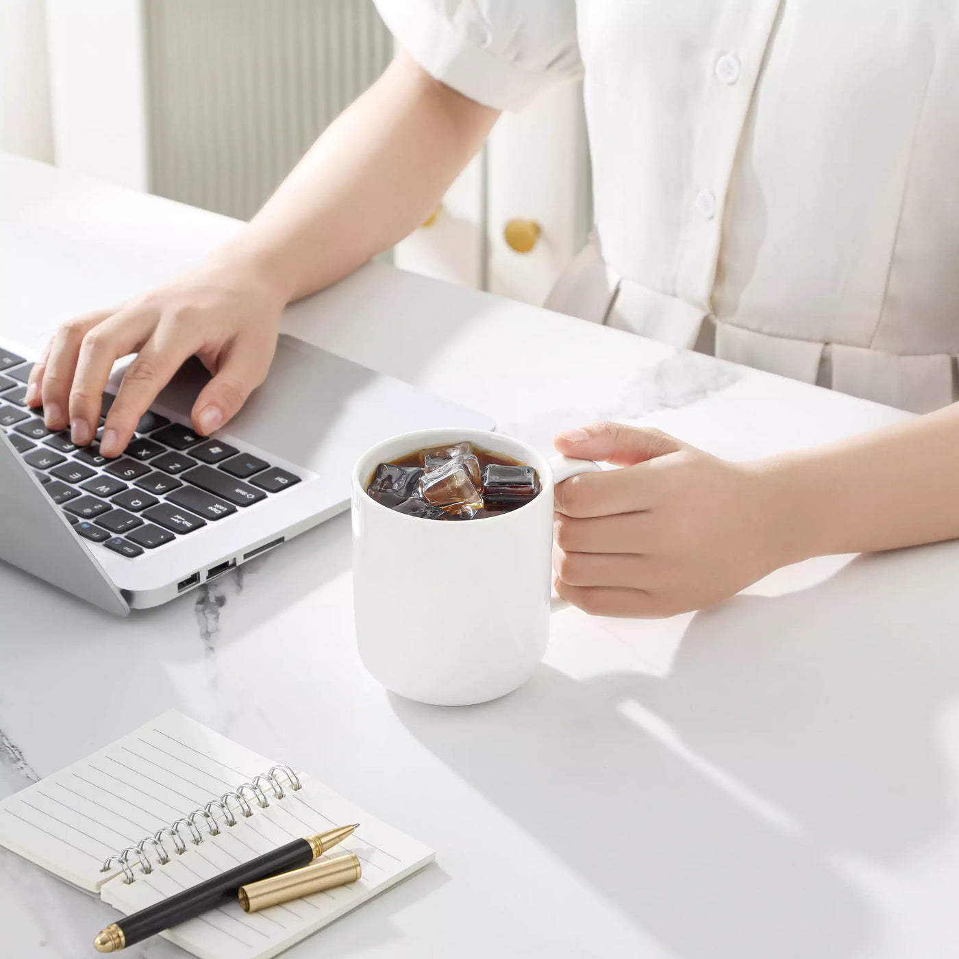 MALACASA Luna Set of 6 Mugs, fine porcelain mugs with soft lines and rounded edges, set of 6, ivory white, dishwasher- and microwave-safe.