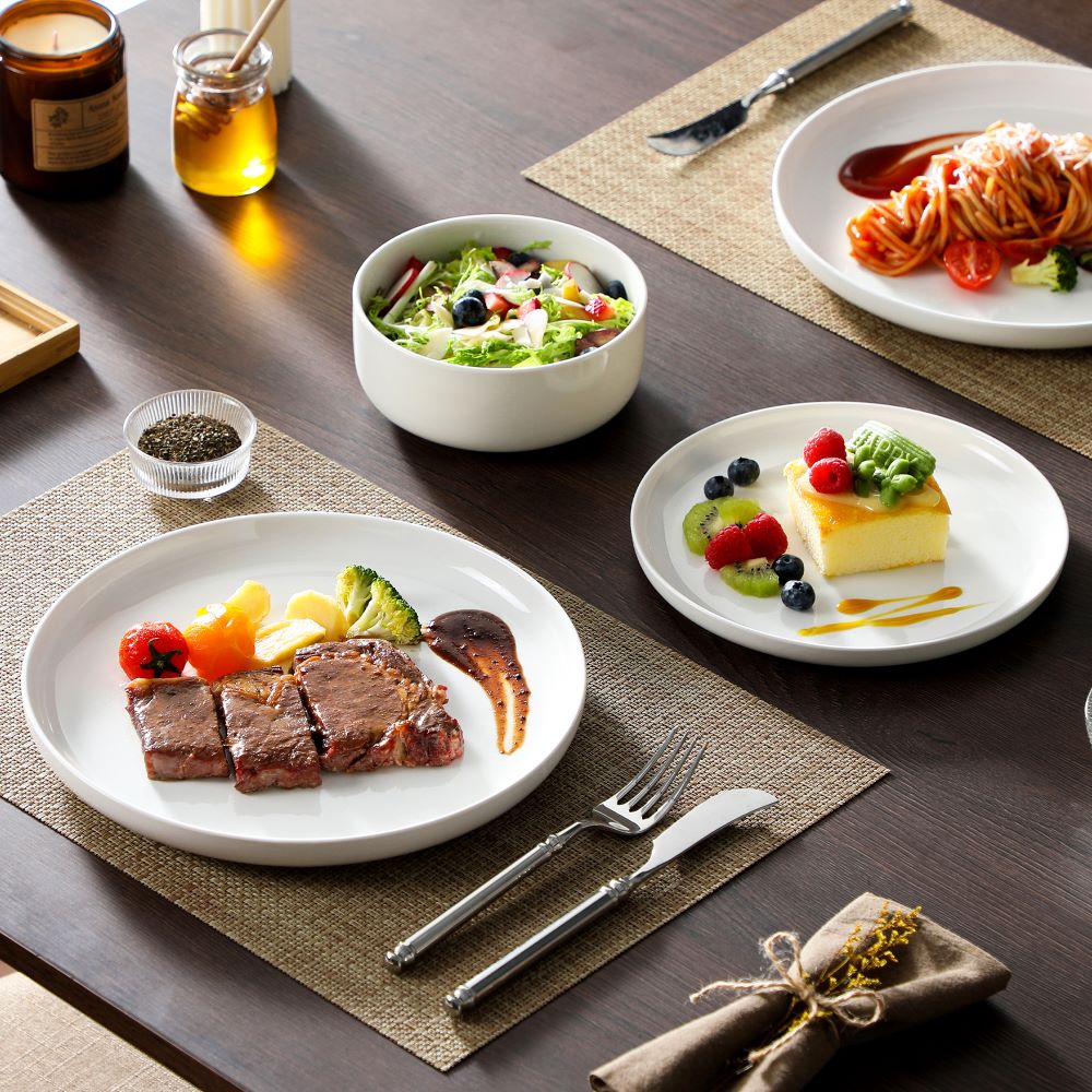 MALACASA Luna 18 piece white porcelain dinnerware set, plates and bowls set for 6#color_ivory-white