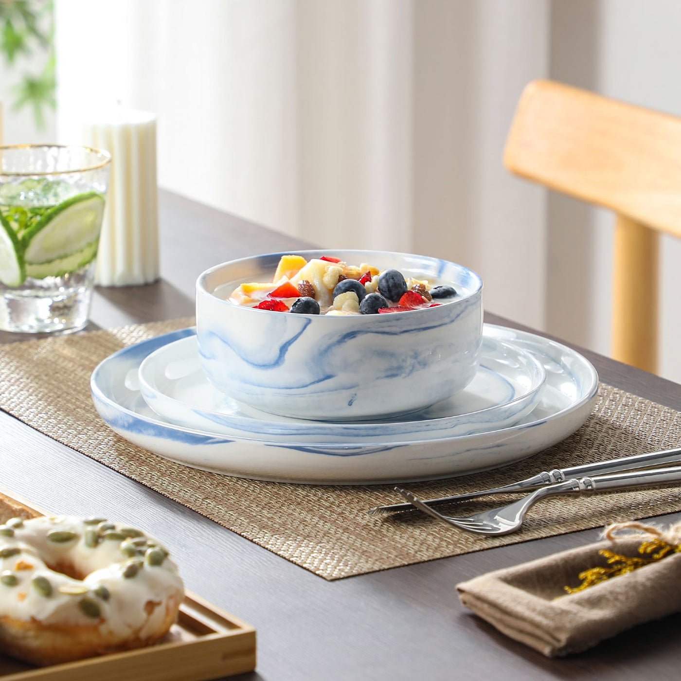 MALACASA Luna 18 piece marble blue porcelain dinnerware set, plates and bowls set for 6#color_marble-blue