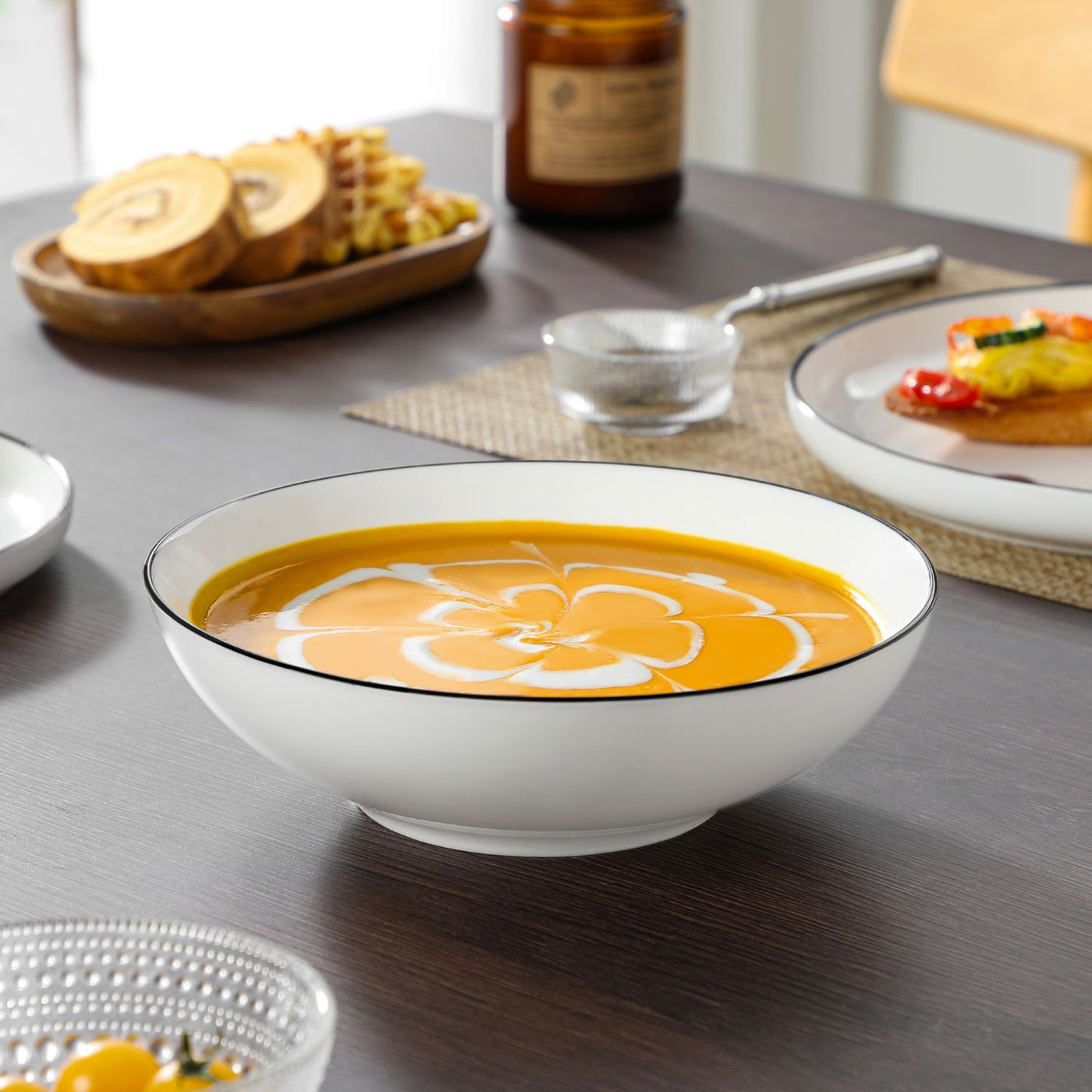 MALACASA Luna 24 piece black trim porcelain dinnerware set for 6, lipped edge#color_black-trim