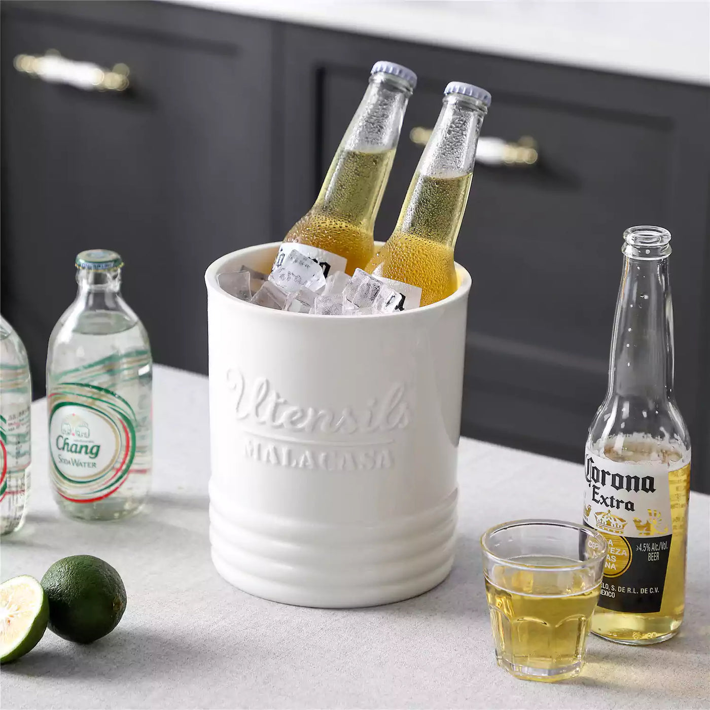 Pentola per utensili bianca