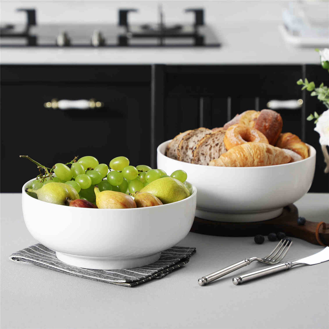 MALACASA Set of 2 Fine Porcelain Large Sharing Bowls in Ivory White, 114oz Capacity, Perfect for Serving Salads or Side Dishes at Family Gatherings, Combining Spaciousness with Elegant Design-Ivory White#color_ivory-white