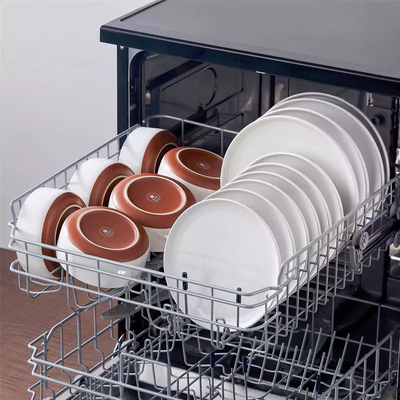 MALACASA Tara white stoneware dinnerware set, 18 piece set for 6#color_white