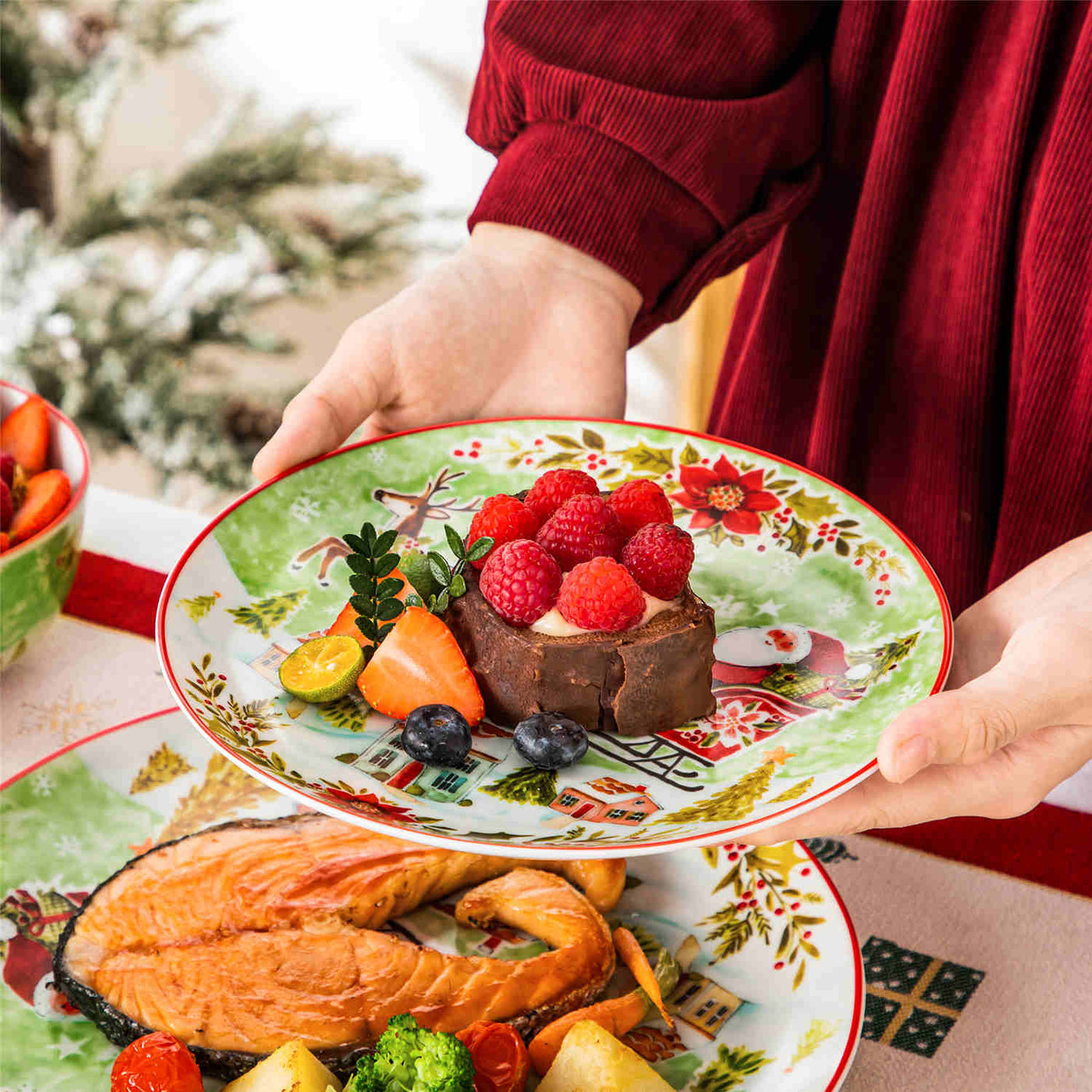 MALACASA Xmas Reindeer Sleigh 16 Piece Porcelain Dinnerware Set, All Beautifully Adorned with Cheerful Reindeer and Holiday Motifs. Perfect for Holiday Celebrations, this Dinnerware Adds a Warm, Whimsical Touch to Any Dining Experience, Making Every Meal Feel Special and Festive.